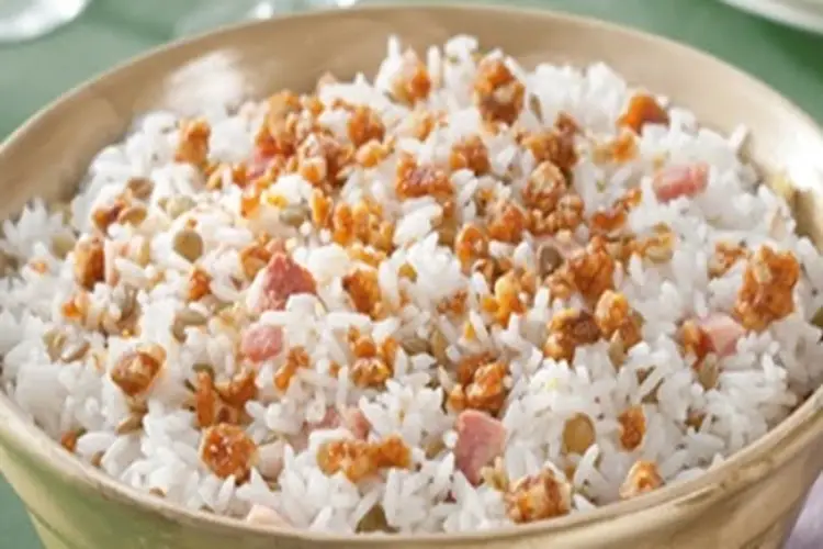 Receita de Arroz com Lentilha e Nozes Carameladas