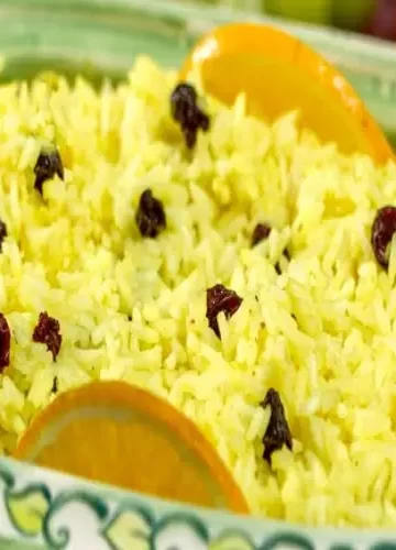 Receita de Arroz de laranja e passas