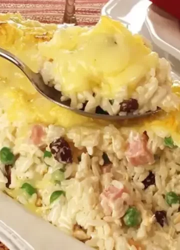 Arroz natalino de forno