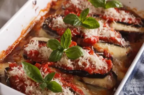 Berinjela gratinada à parmegiana