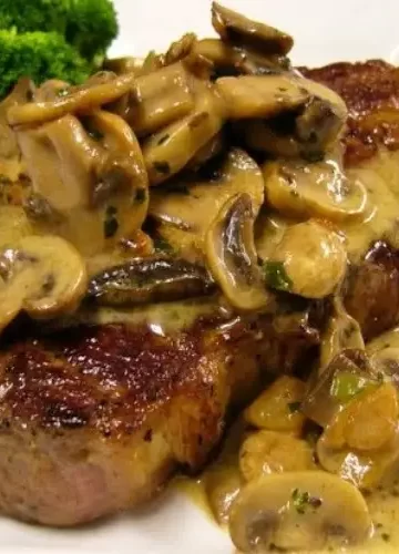 Bife ao Molho de Mostarda