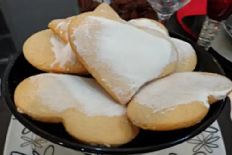 Receita de Biscoitinhos Corações de Mel