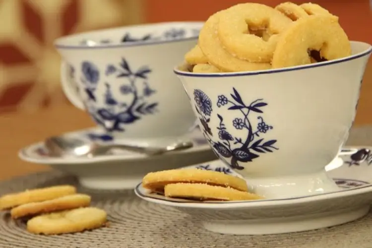 Receita de Biscoitos Amanteigados de Limão