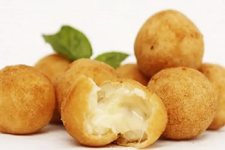 Receita de Bolinha de Queijo