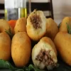 Bolinho de Batata Recheado com Carne