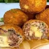 Bolinho de Carne Seca