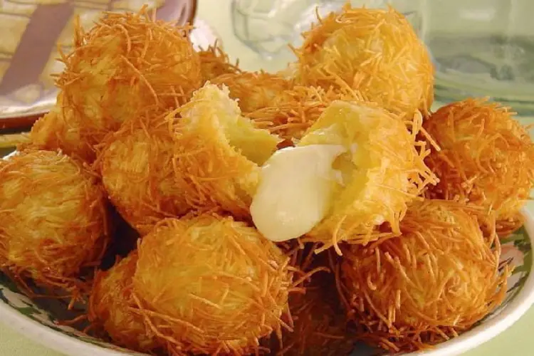 Receita de Bolinho de Milho com Queijo