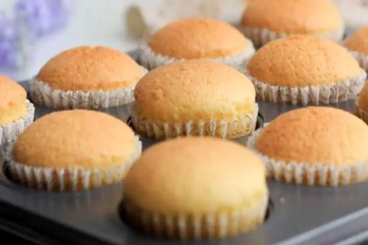 Bolinho de Moça