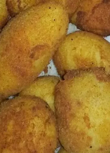 Receita de Bolinho de macaxeira com charque