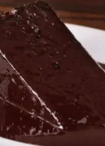 Receita de Bolo Molhadinho de Chocolate