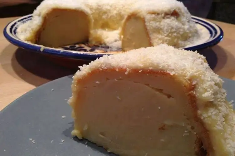 Receita de Bolo Pudim de Coco e Leite Condensado