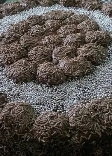 Receita de Bolo Brigadeiro Moreninho