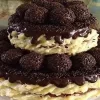 Receita de Bolo de Beijinho e Brigadeiro
