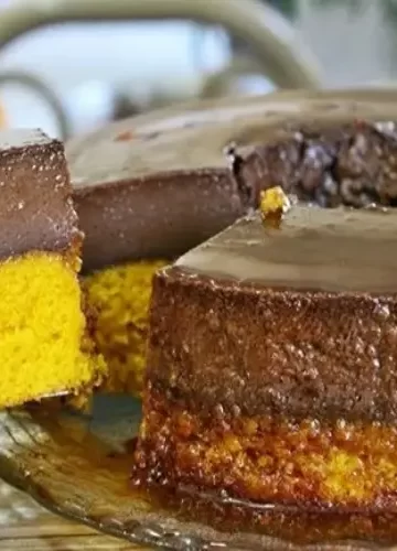Bolo de Cenoura com Pudim de Chocolate
