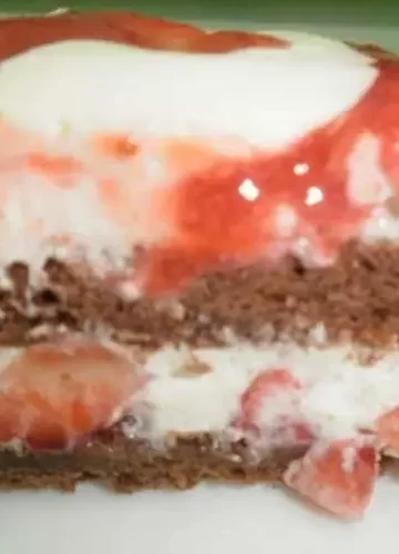 Bolo de Chocolate Branca de Neve