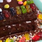 Receita de Bolo de Chocolate com Gomas