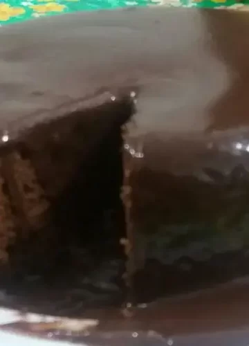 Bolo de Chocolate na Panela de Arroz