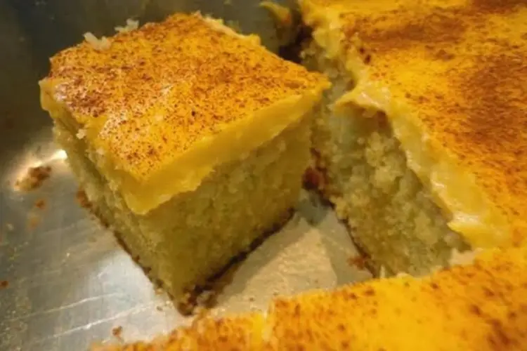 Receita de Bolo de Fubá com Creme de Milho Verde