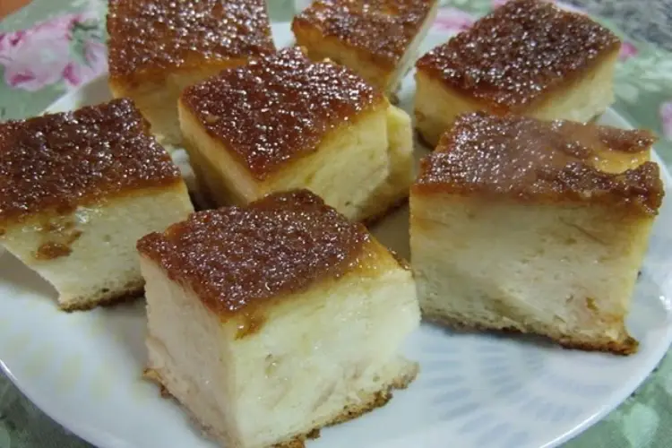 Receita de Bolo de Pão Amanhecido