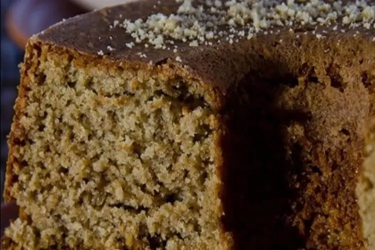 Receita de Bolo de farinha de banana verde