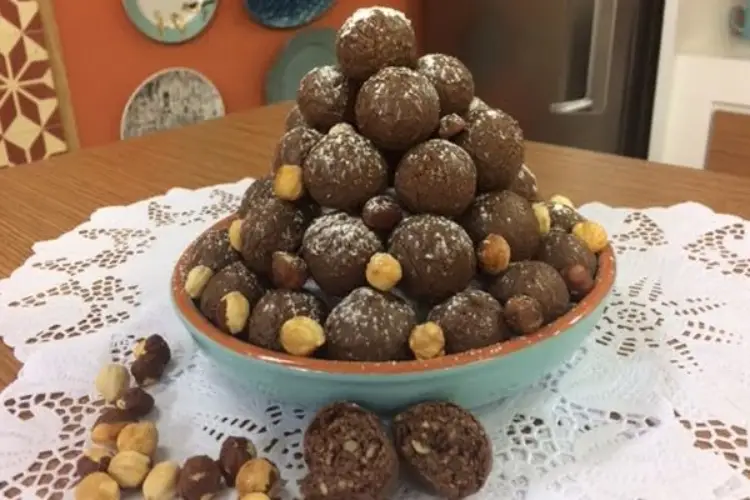 Receita de Bombom Crocante de Avelã