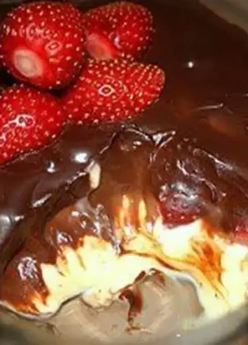 Bombom de Morango na Travessa