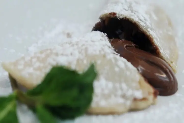 Receita de Calzone de Nutella com mascarpone