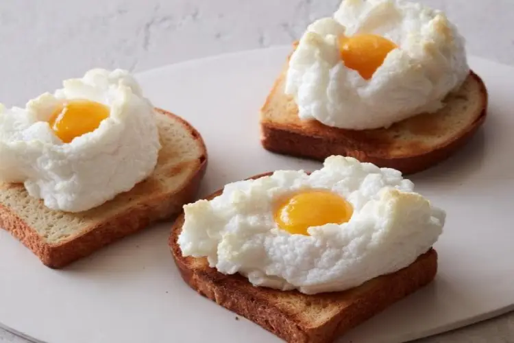 Receita de Cloud Eggs ovos em nuvem