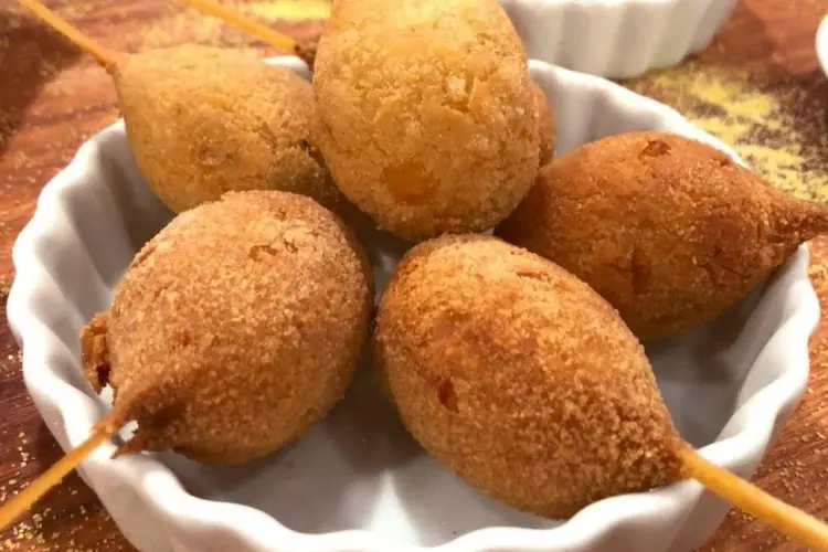 Receita de Coxinha creme no palito