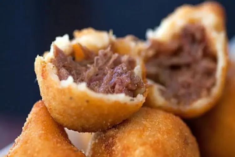 Receita de Coxinha de Rabada