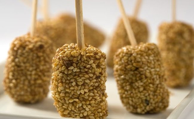 Receita de Croquete de frango no gergelim