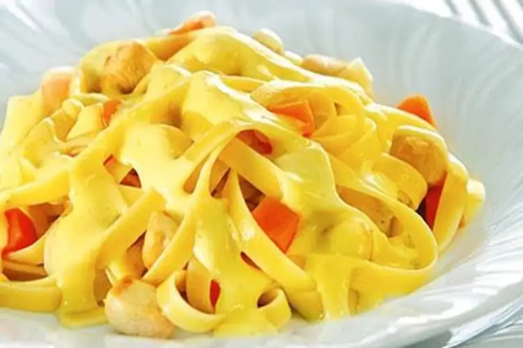 Receita de Fettuccine com Creme de Pequi