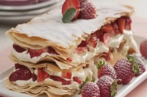 Folhado de chocolate e morango light