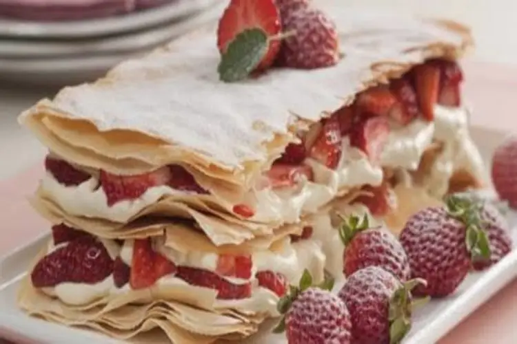 Folhado de chocolate e morango light