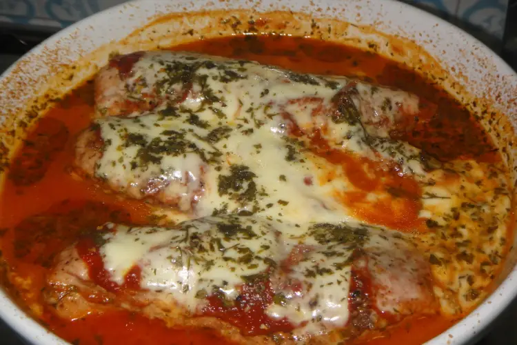 Receita de Frango à Parmigiana ao Molho