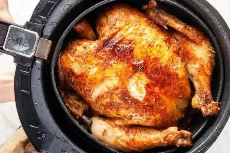 Frango Assado Inteiro na Air Fryer