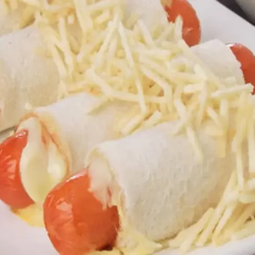 Receita de Hot dog enrolado no pão de forma