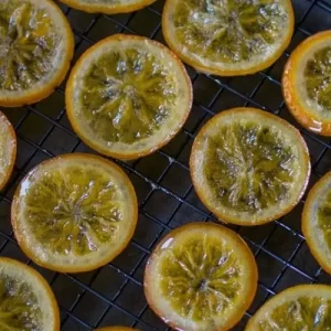 Laranjas confitadas