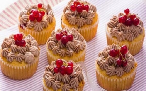 Receita de Muffins de Groselha com Chocolate