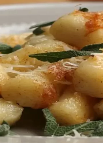 Receita de Nhoque de mandioca na manteiga