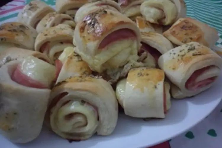 Pãezinhos de Presunto e Queijo Especial