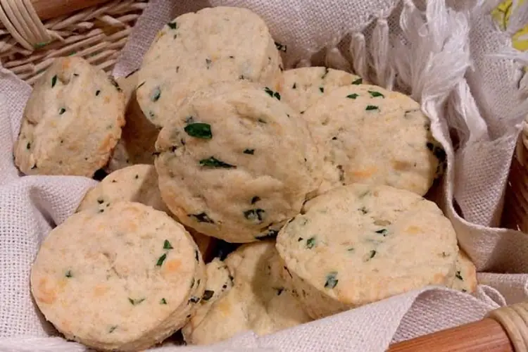 Receita de Pãezinhos rápidos de queijo