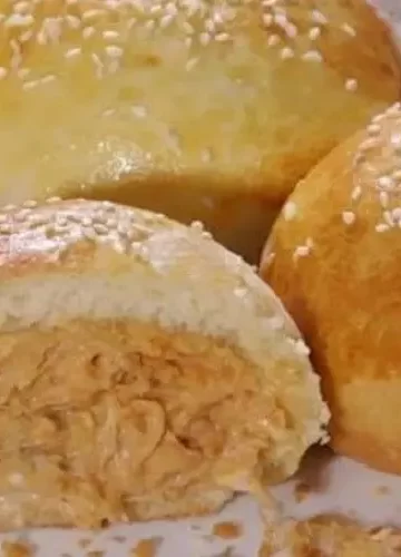 Receita de Pão de Batata com Frango e Catupiry