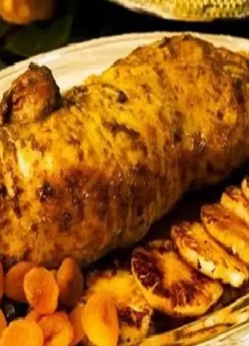 Peru Desossado com Frutas