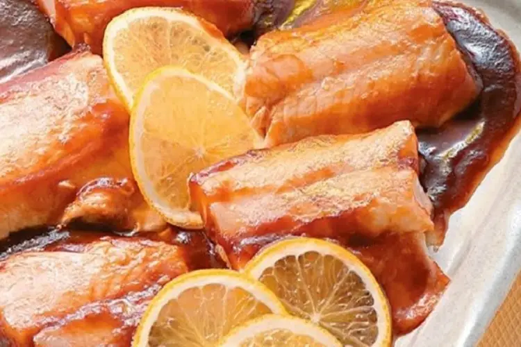 Receita de Pescada com laranja