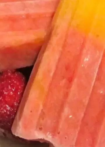 Picolé de manga e morango light