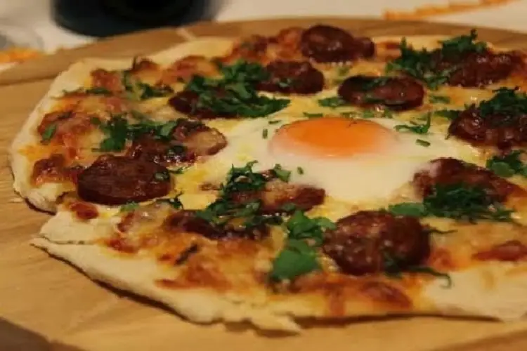 Receita de Pizza Portuguesa