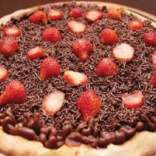 Pizza de Chocolate com Morango