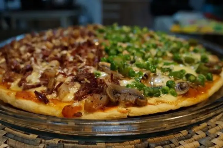 Receita de Pizza de carne de sol com pinhão Cogumelos