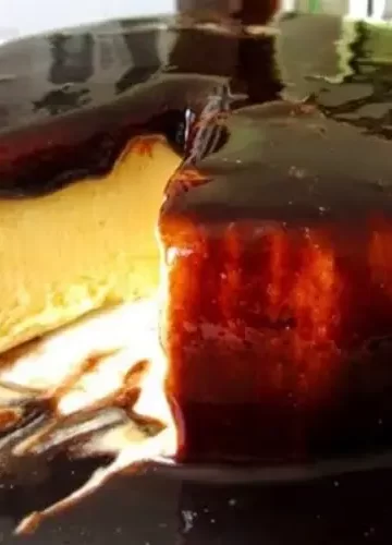 Receita de Pudim de Leite Condensado e Chocolate